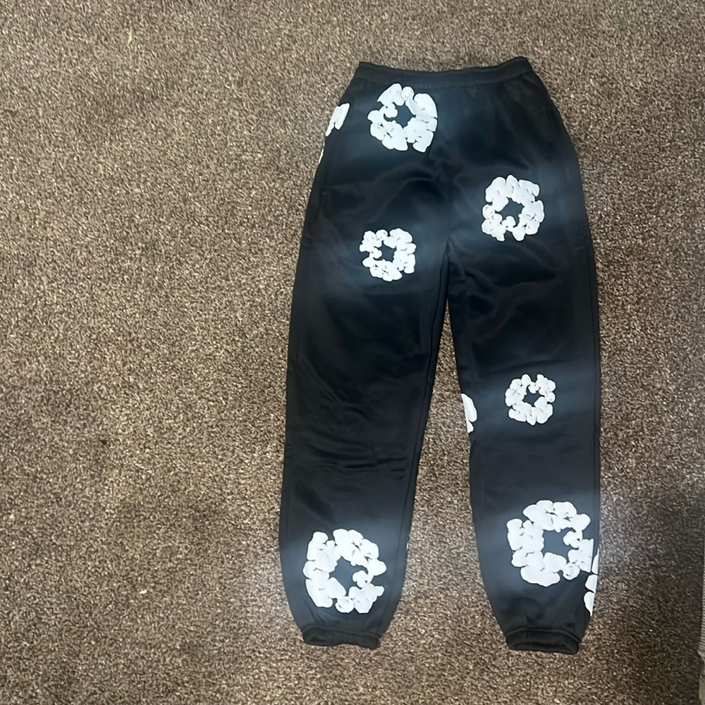 Men’s small pants